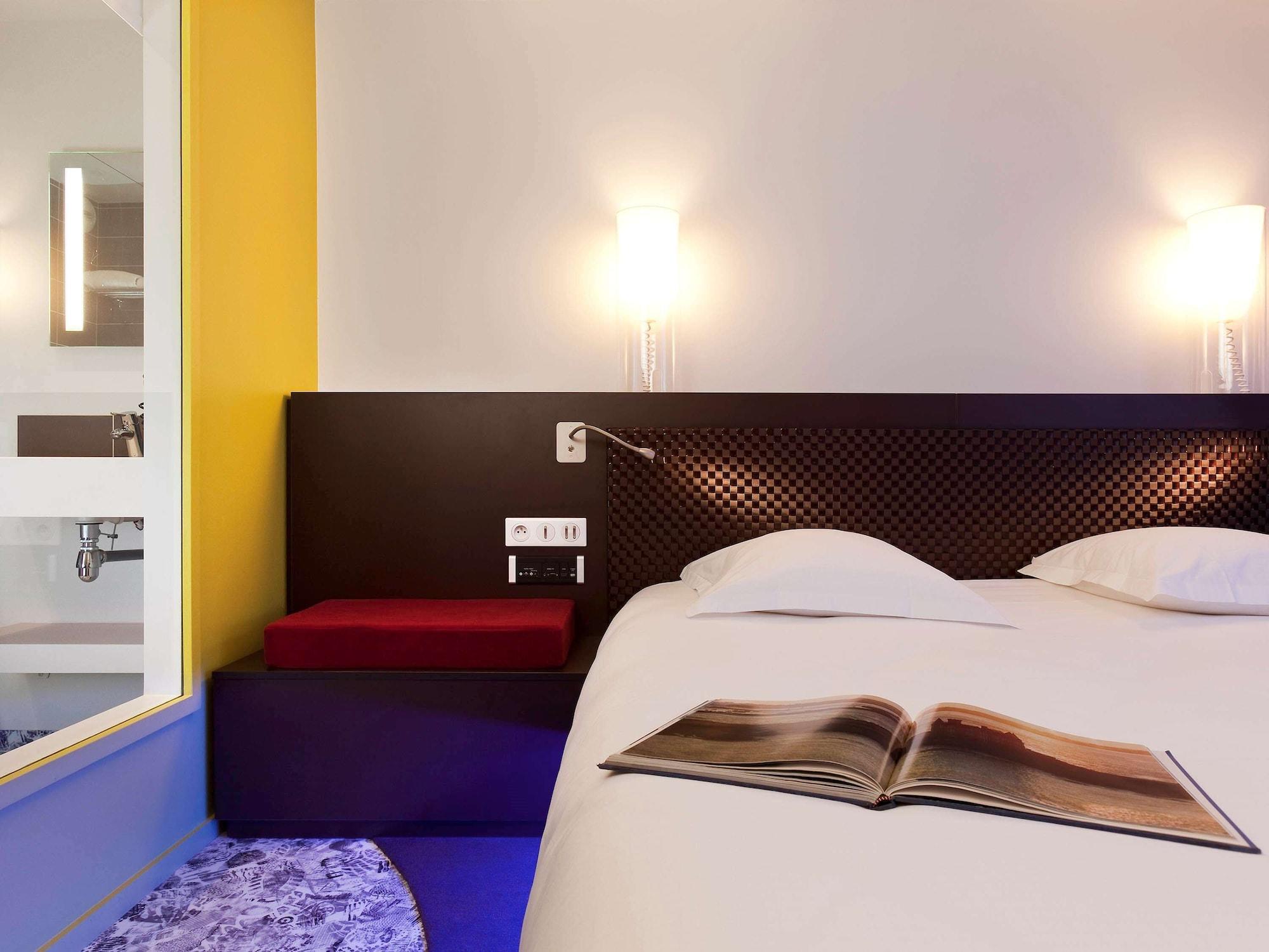 Hotel Ibis Styles Lorient Caudan Exterior foto