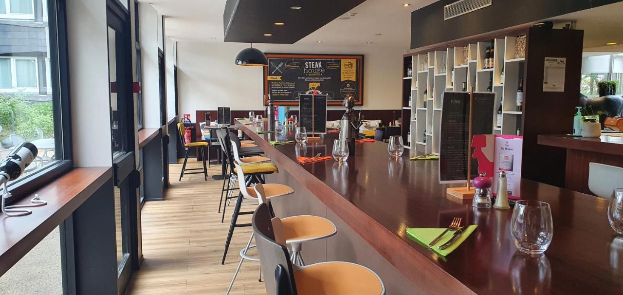 Hotel Ibis Styles Lorient Caudan Exterior foto