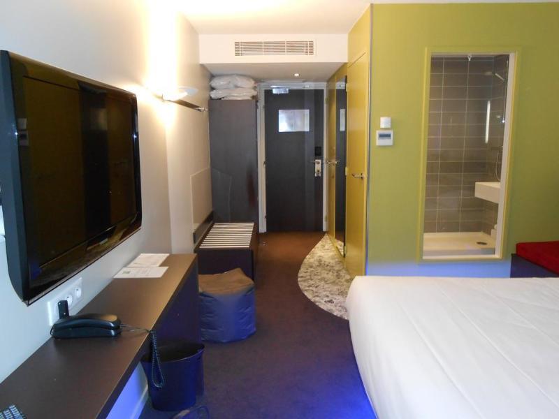 Hotel Ibis Styles Lorient Caudan Exterior foto